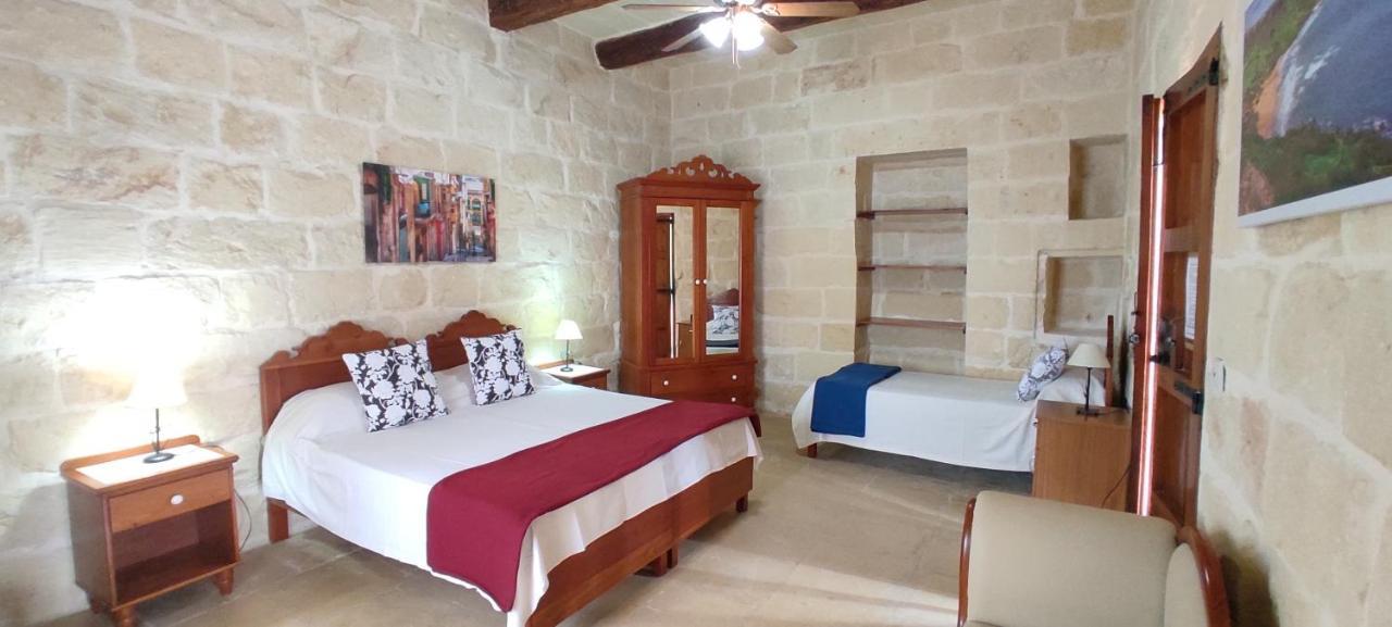Ta Ildis Farmhouse Nadur Esterno foto